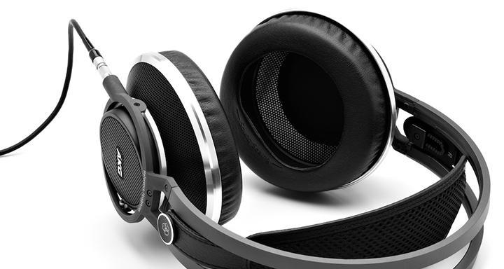 探索AKG420耳机的声音魅力（透过AKG420耳机，聆听真实的音乐之美）