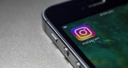 Instagram（探索Instagram的魅力，了解其在社交媒体中的关键地位）