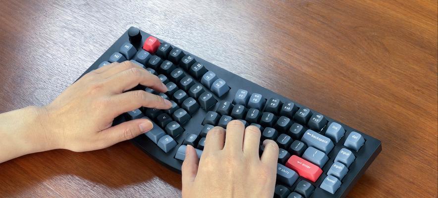 左手与右手在键盘打字中的差异及优化方法（如何利用左右手的差异提高键盘打字速度）