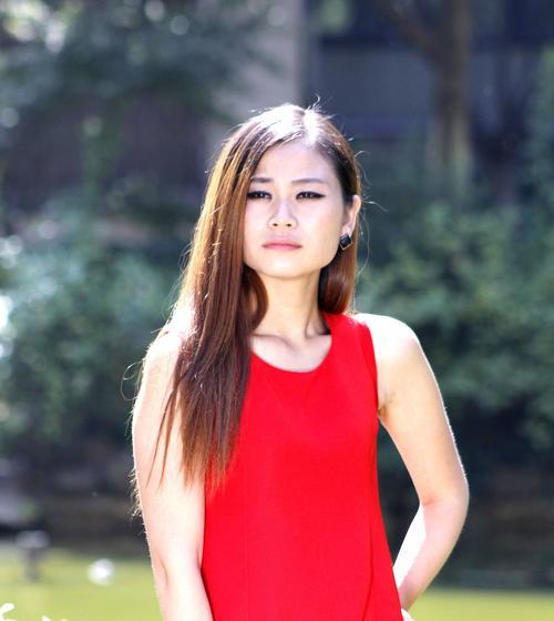 佳能1755拍人像效果如何？（以佳能1755拍摄人像的细节与技巧）