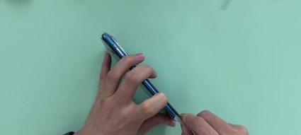 华硕ZX53V换屏幕教程（华硕ZX53V屏幕更换步骤、工具需求和操作提示）
